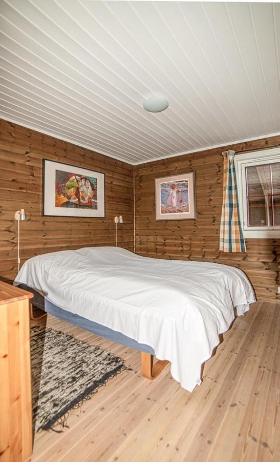Four-Bedroom Cottage In Sirdal Tjørhom エクステリア 写真